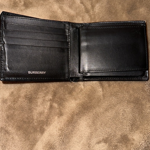 Burberry men’s wallet - Picture 3 of 6